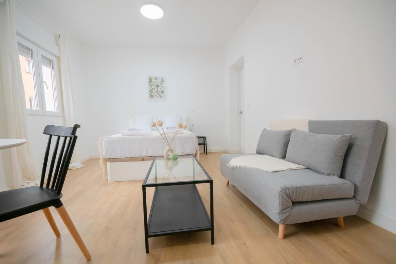 Apartamento For Encantador Y Unico Estudio Temporal En Tetuan Mlu1º1 *